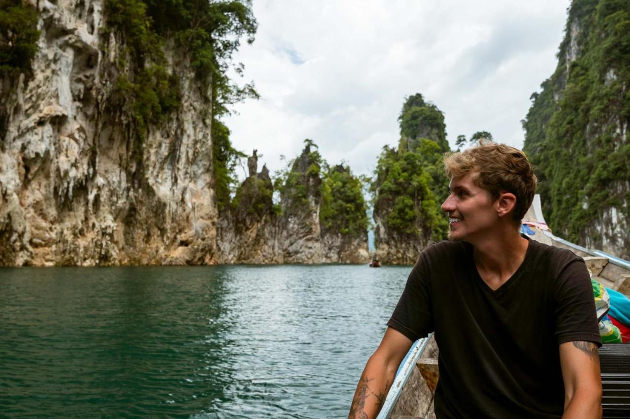 Monkey Mansion - Jungalows & Tours Khao Sok National Park Exterior photo